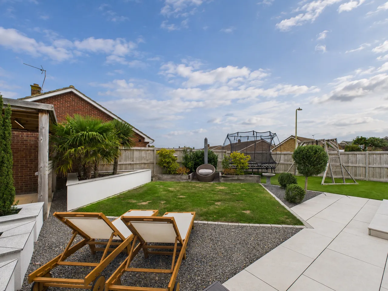 Windmill Road, Herne Village, photo 13