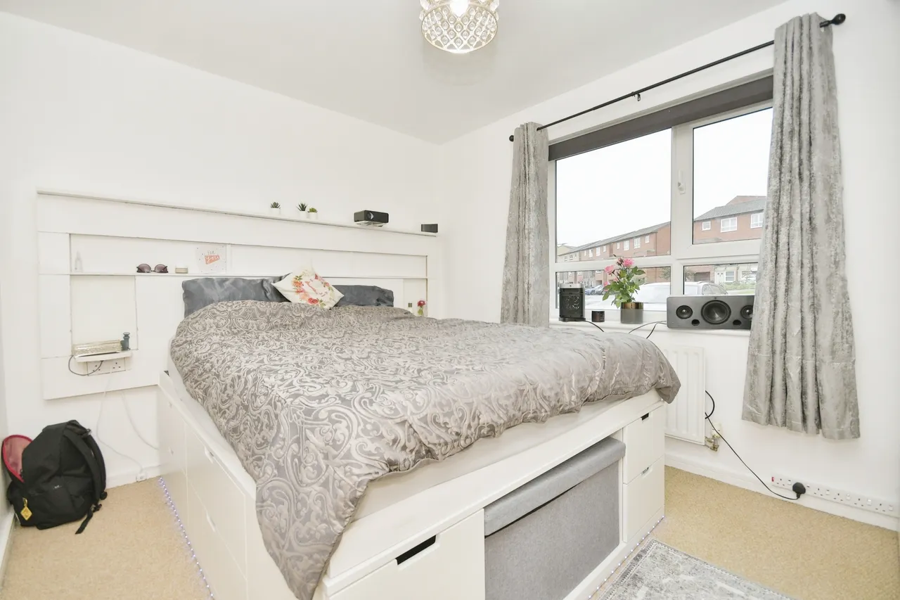 Park Grange Mount, Sheffield, South Yorkshire, S2, photo 10