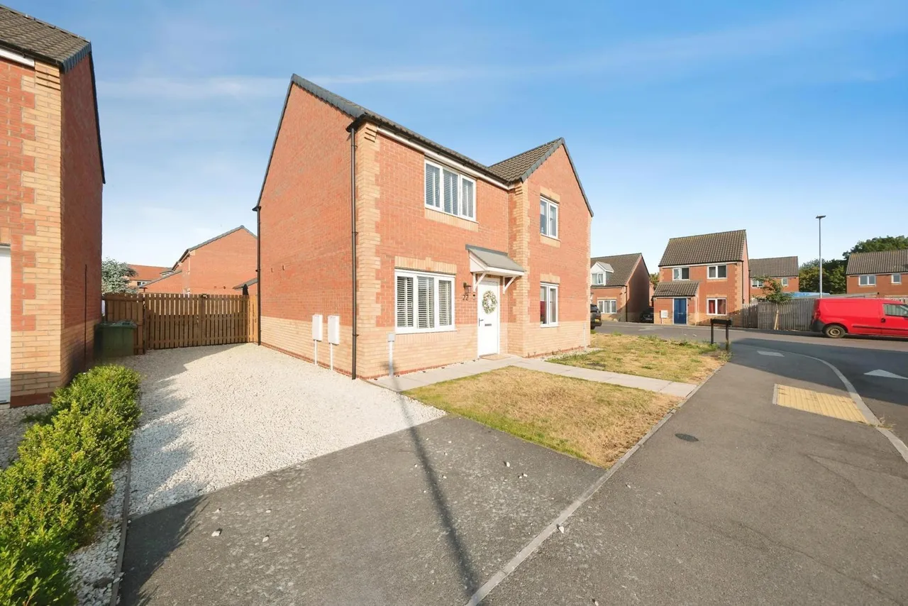 2 bed house for sale — Poppy Avenue, New Ollerton, Newark, Nottinghamshire, NG22