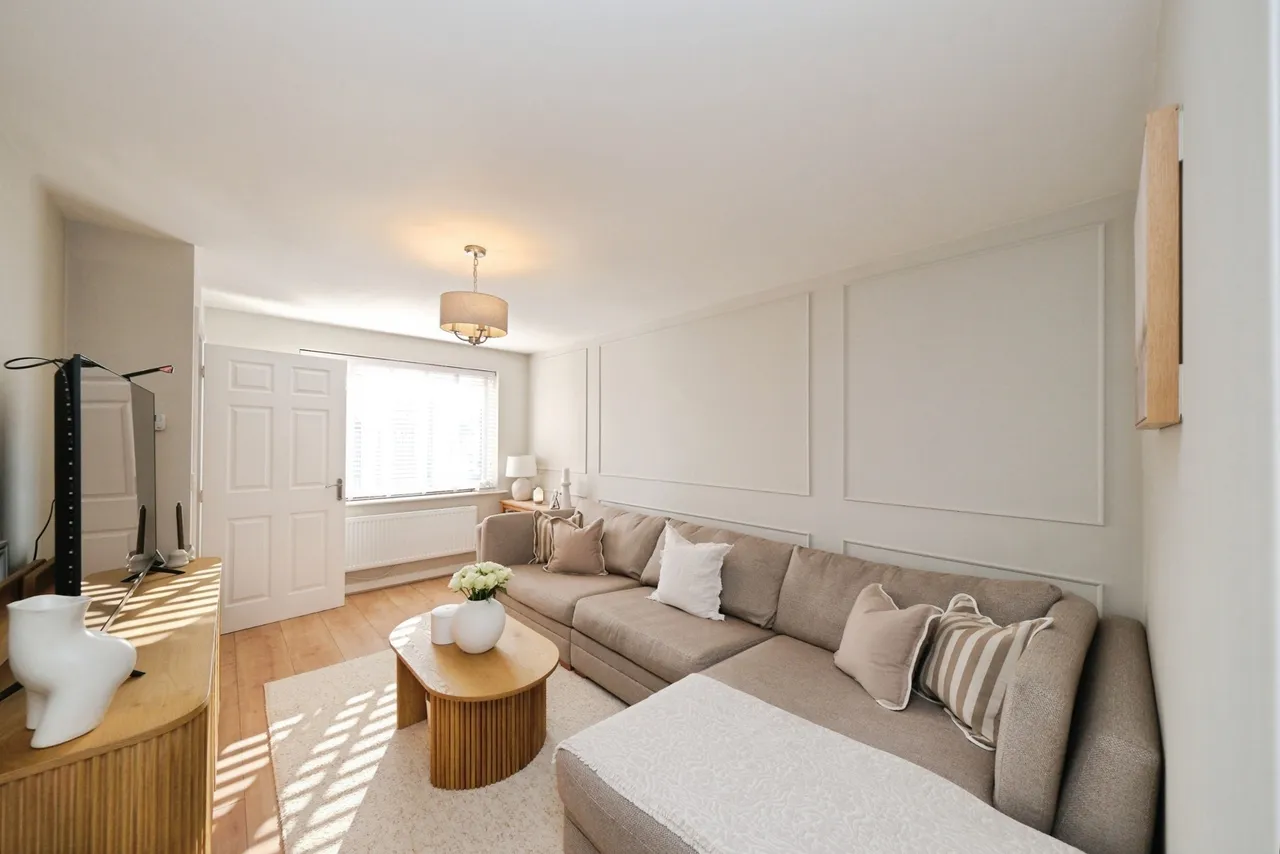Poppy Avenue, New Ollerton, Newark, Nottinghamshire, NG22, photo 3