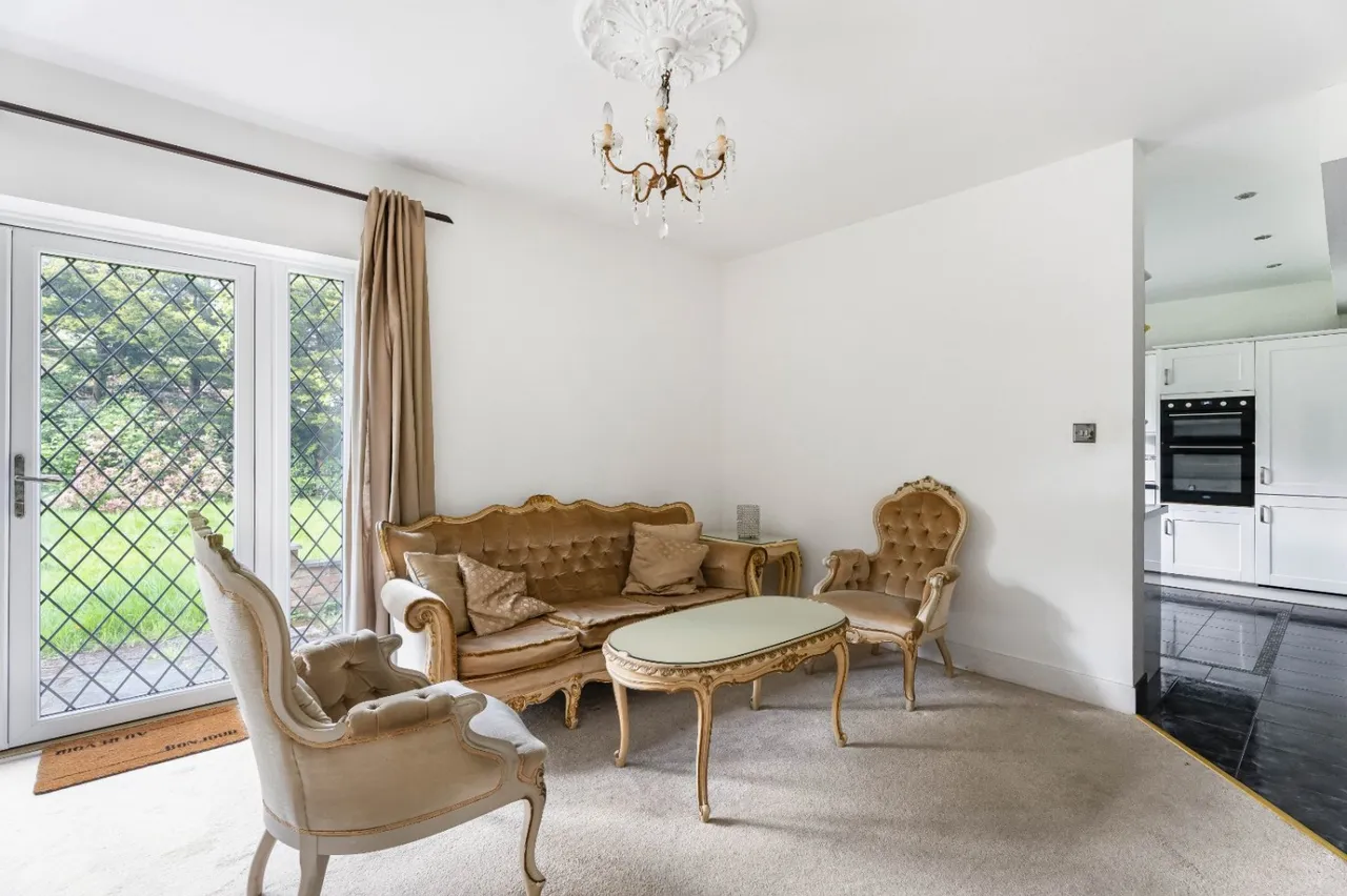 Dorset Drive, Edgware, HA8, photo 8