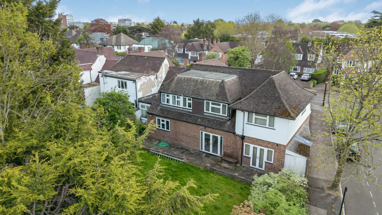 Dorset Drive, Edgware, HA8, photo 23