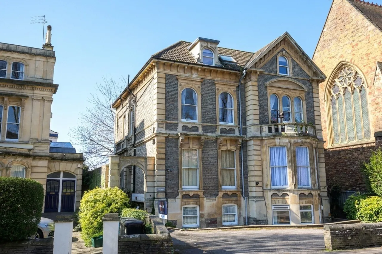 2 bed flat for sale, Woodland Road, Bristol, BS8
