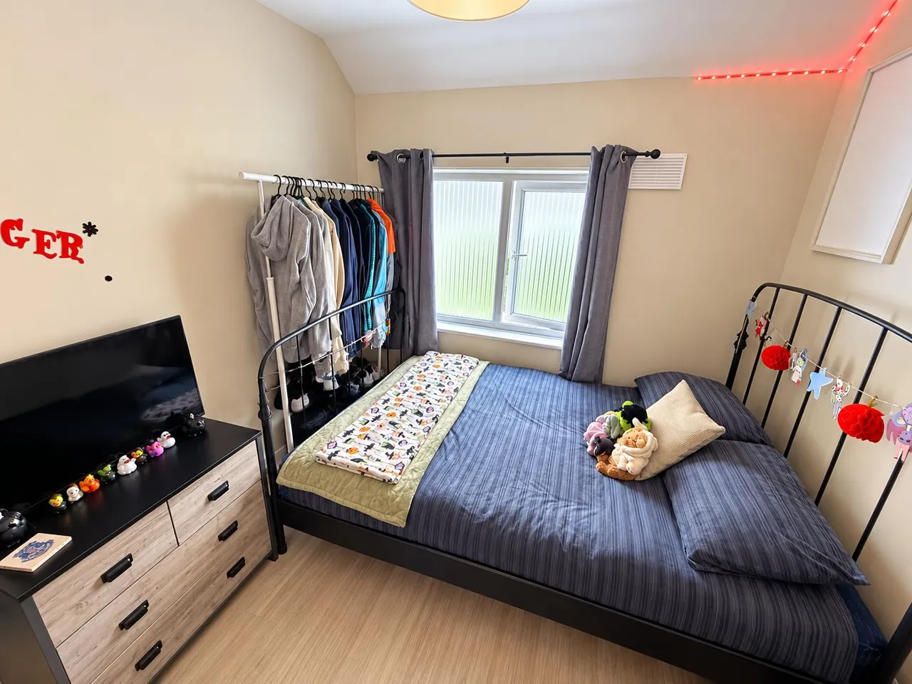 Eastway, Wirral, CH46, photo 13