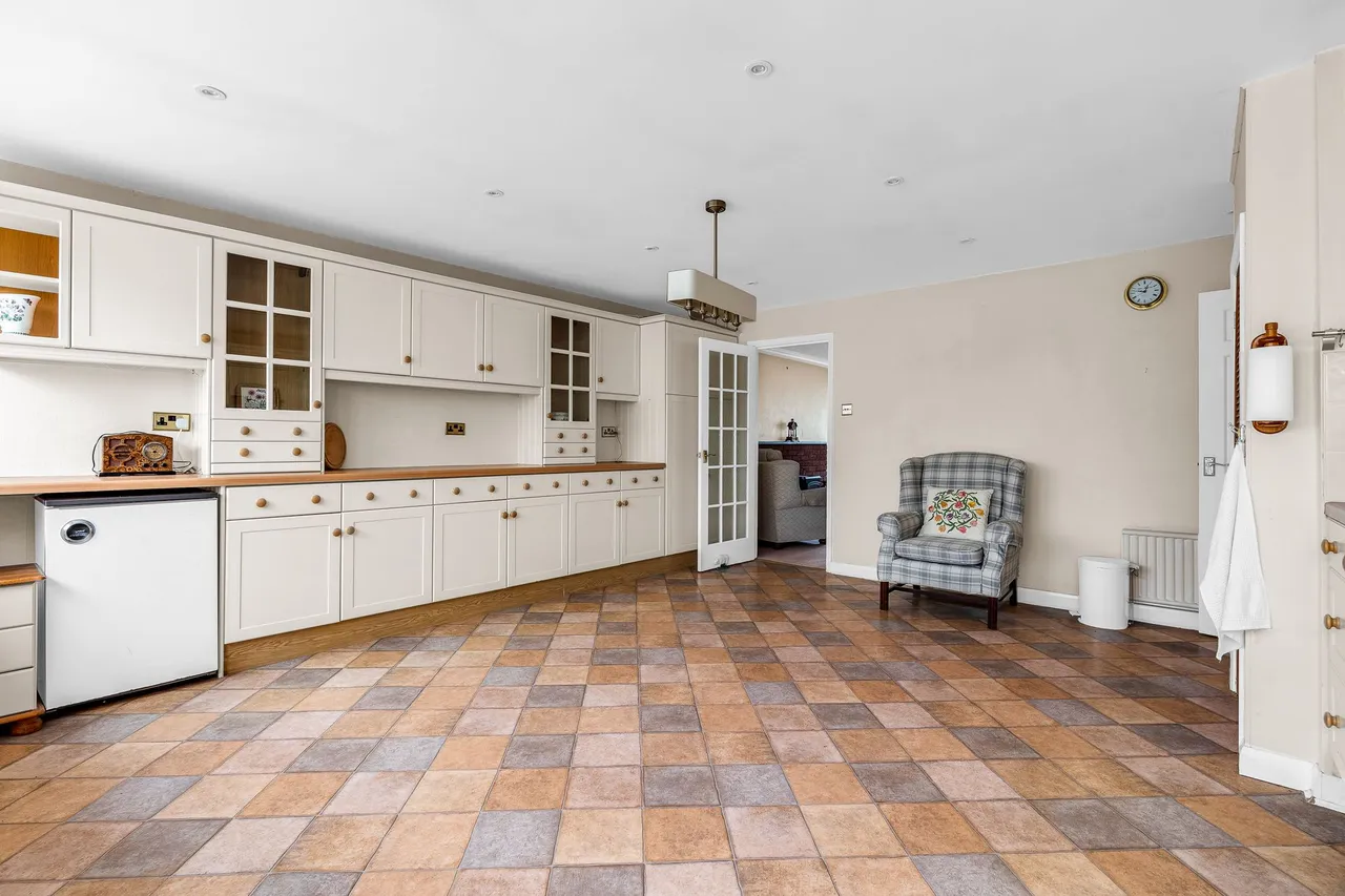 Muster Horse Shoe Hill, Great Hormead, Buntingford, SG9 0NL, photo 5