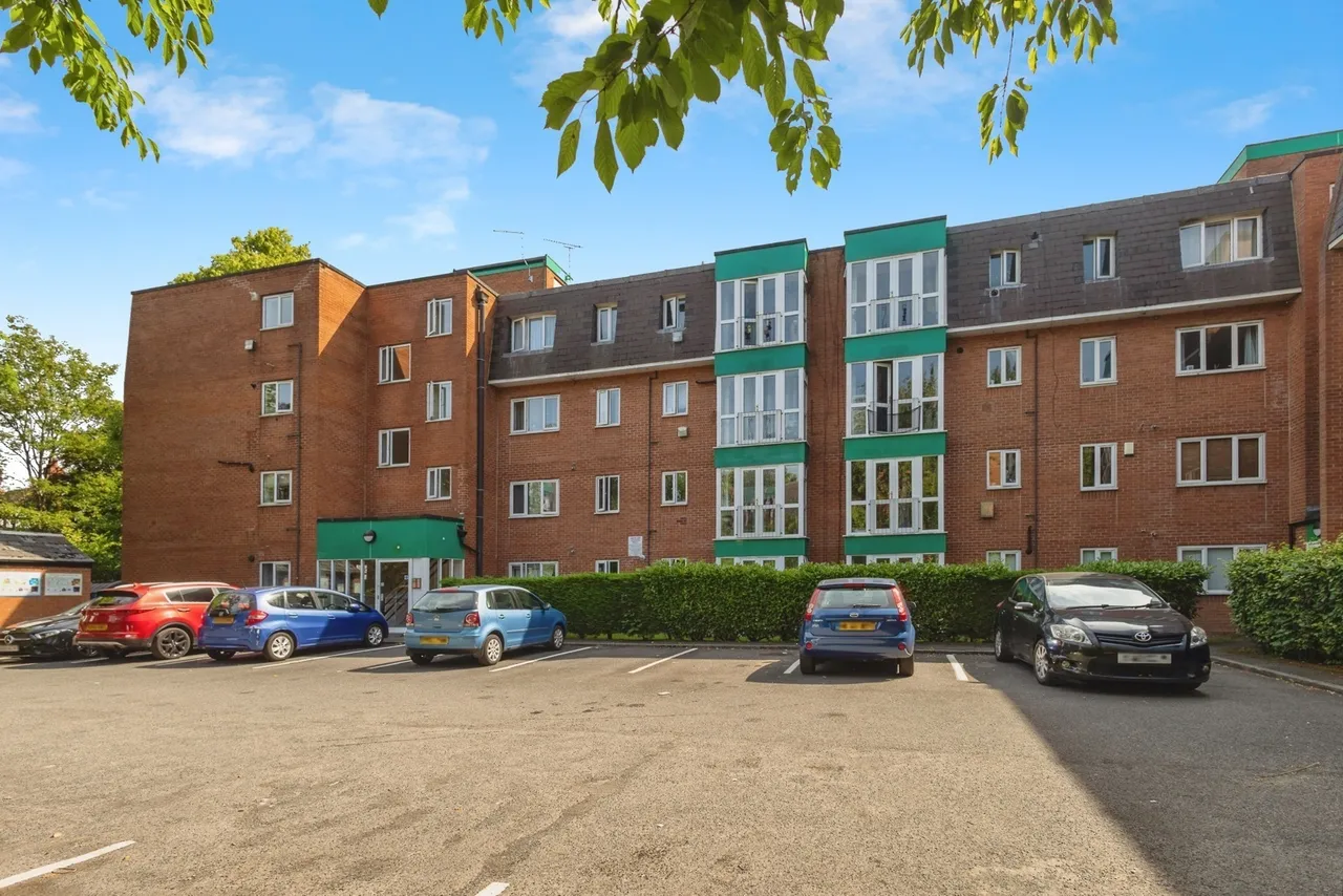 2 bed flat for sale — Oxford Place, Manchester, Greater Manchester, M14