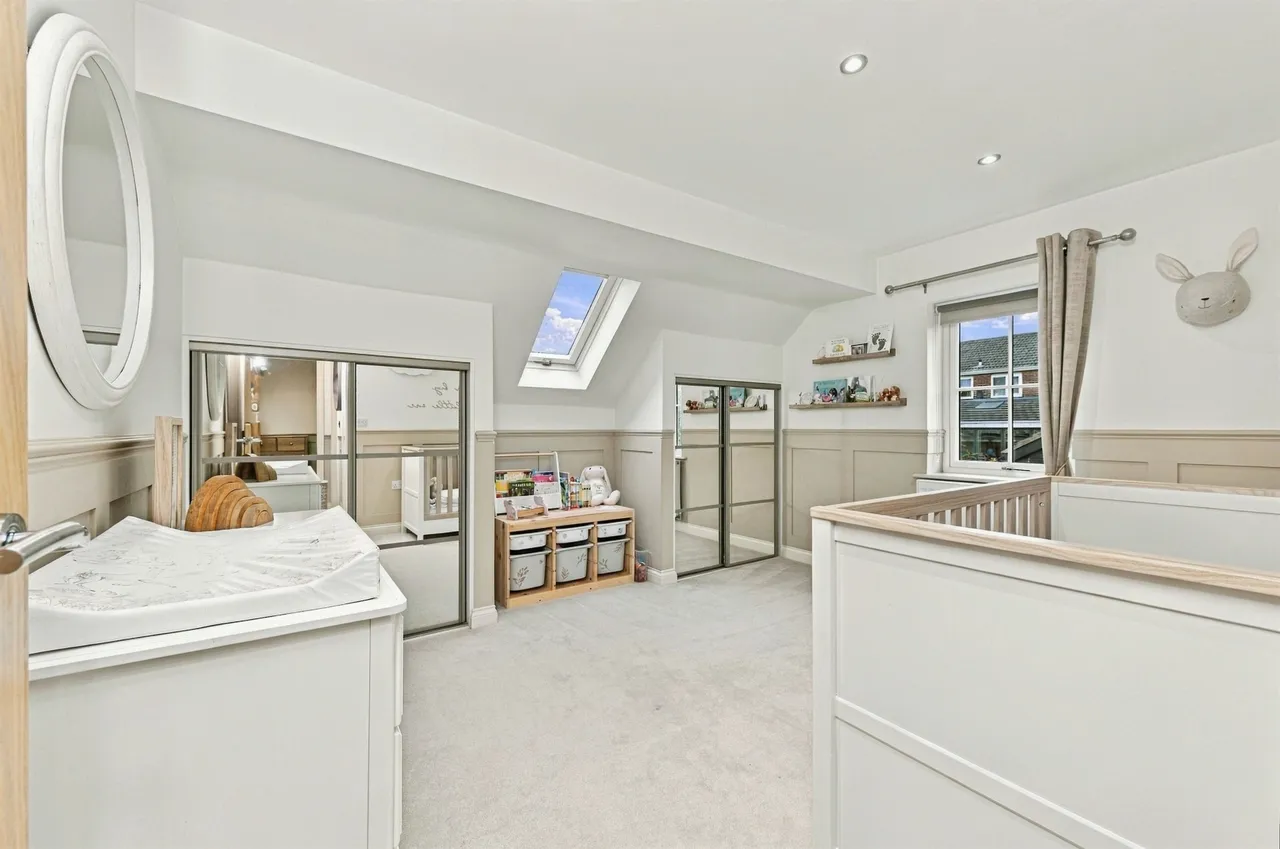 South Lane, Netherton, WF4, photo 19