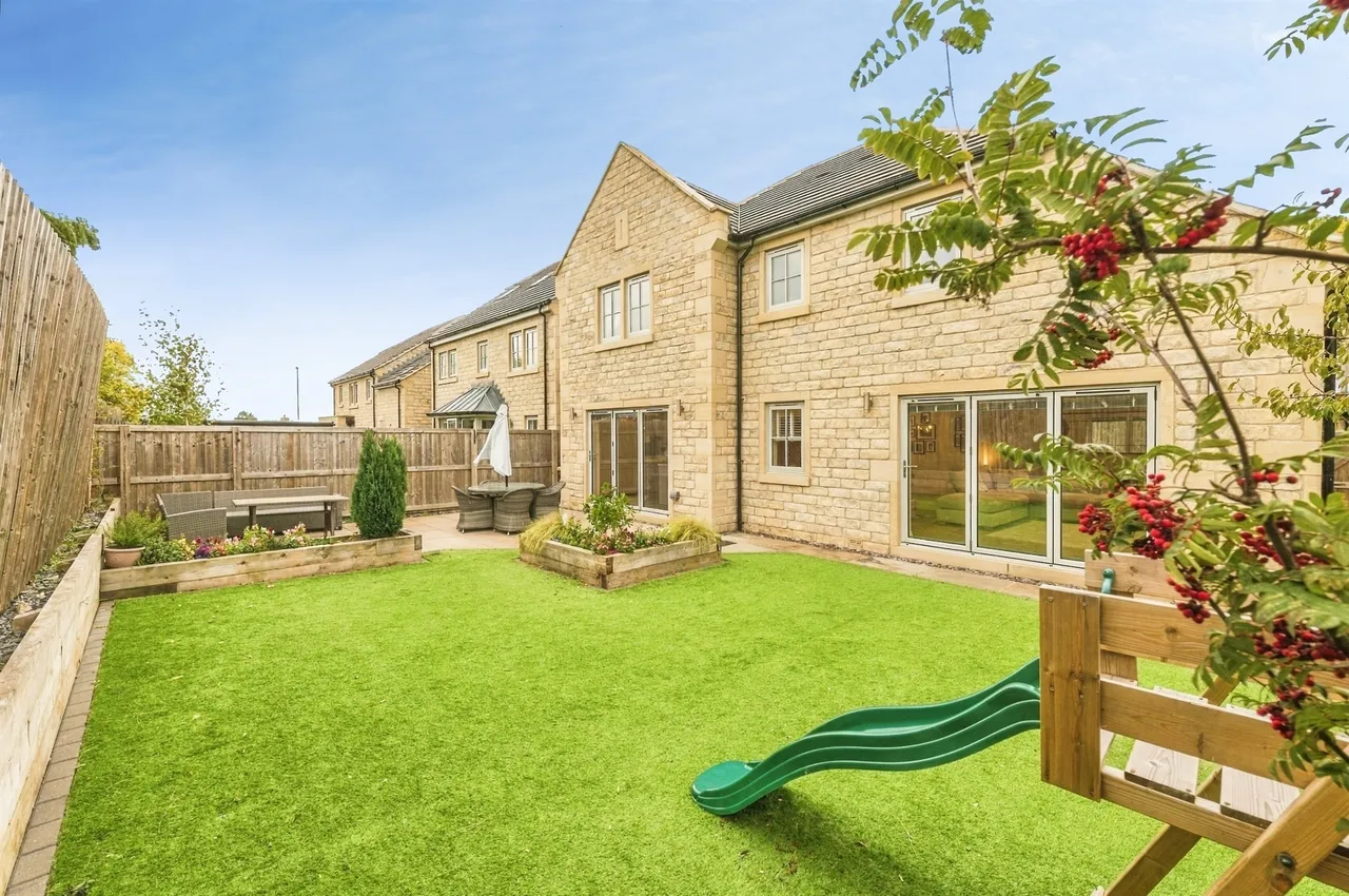 South Lane, Netherton, WF4, photo 24