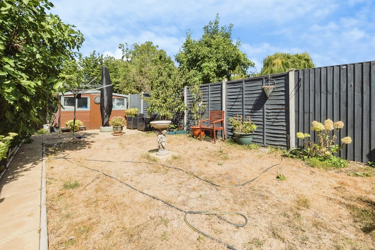 Milton Avenue, Hornchurch, RM12, photo 16