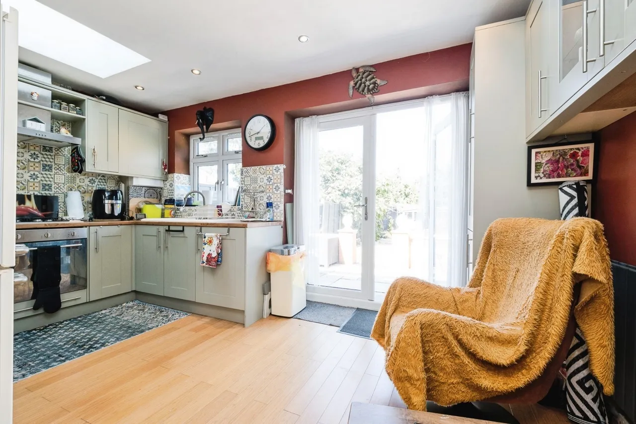 Milton Avenue, Hornchurch, RM12, photo 13