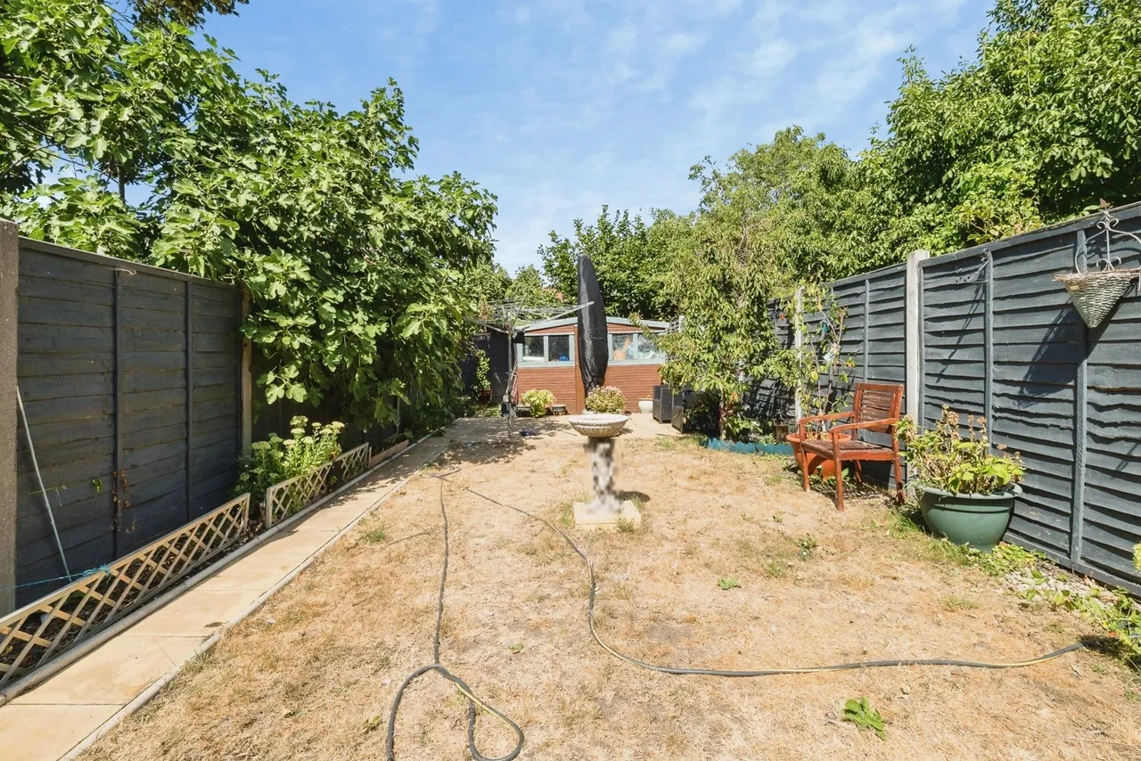 Milton Avenue, Hornchurch, RM12, photo 12