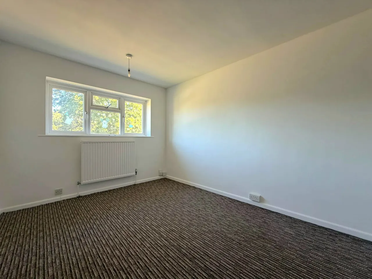 Willow Way, Woking, GU22, photo 12