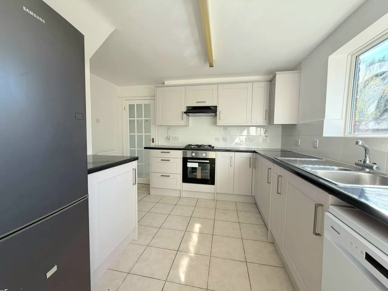 Willow Way, Woking, GU22, photo 8