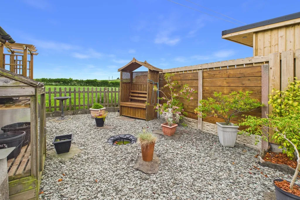 London Road, Lindal, LA12, photo 45