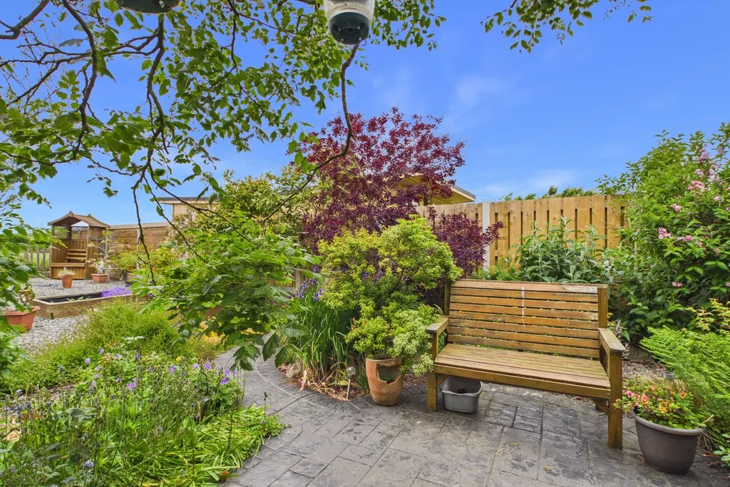London Road, Lindal, LA12, photo 43