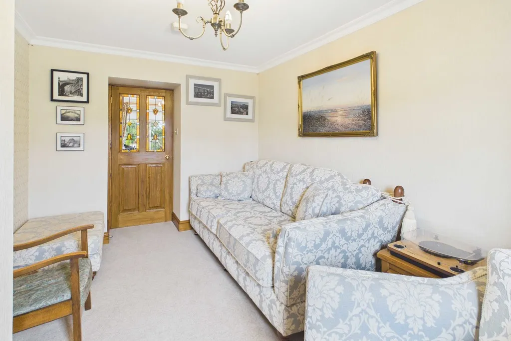 London Road, Lindal, LA12, photo 7