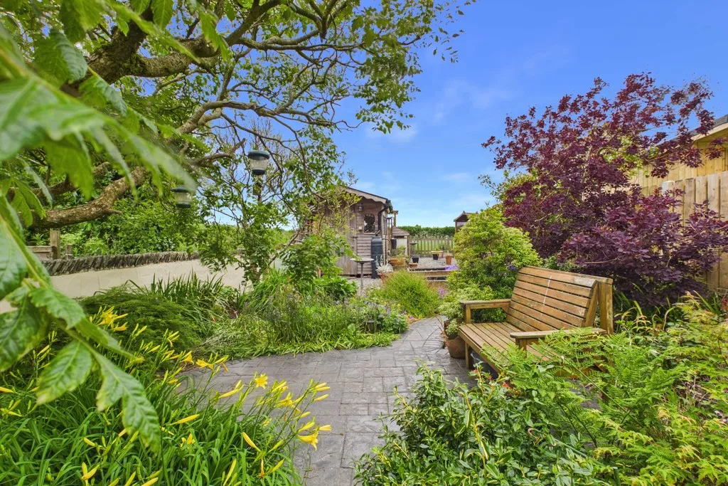 London Road, Lindal, LA12, photo 41
