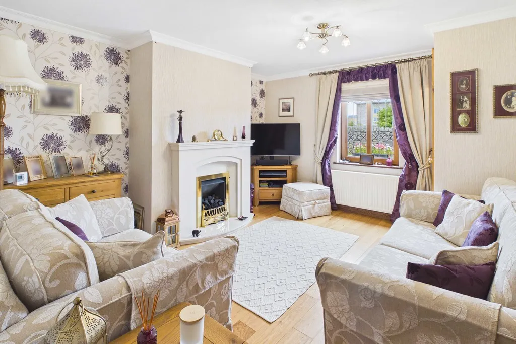 London Road, Lindal, LA12, photo 3