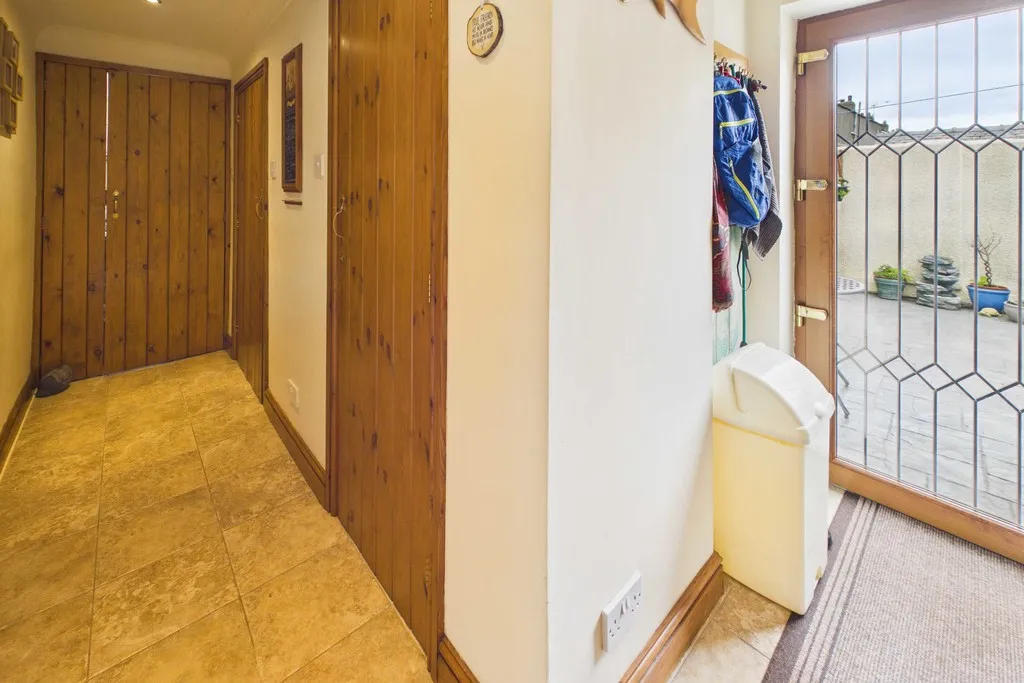 London Road, Lindal, LA12, photo 16