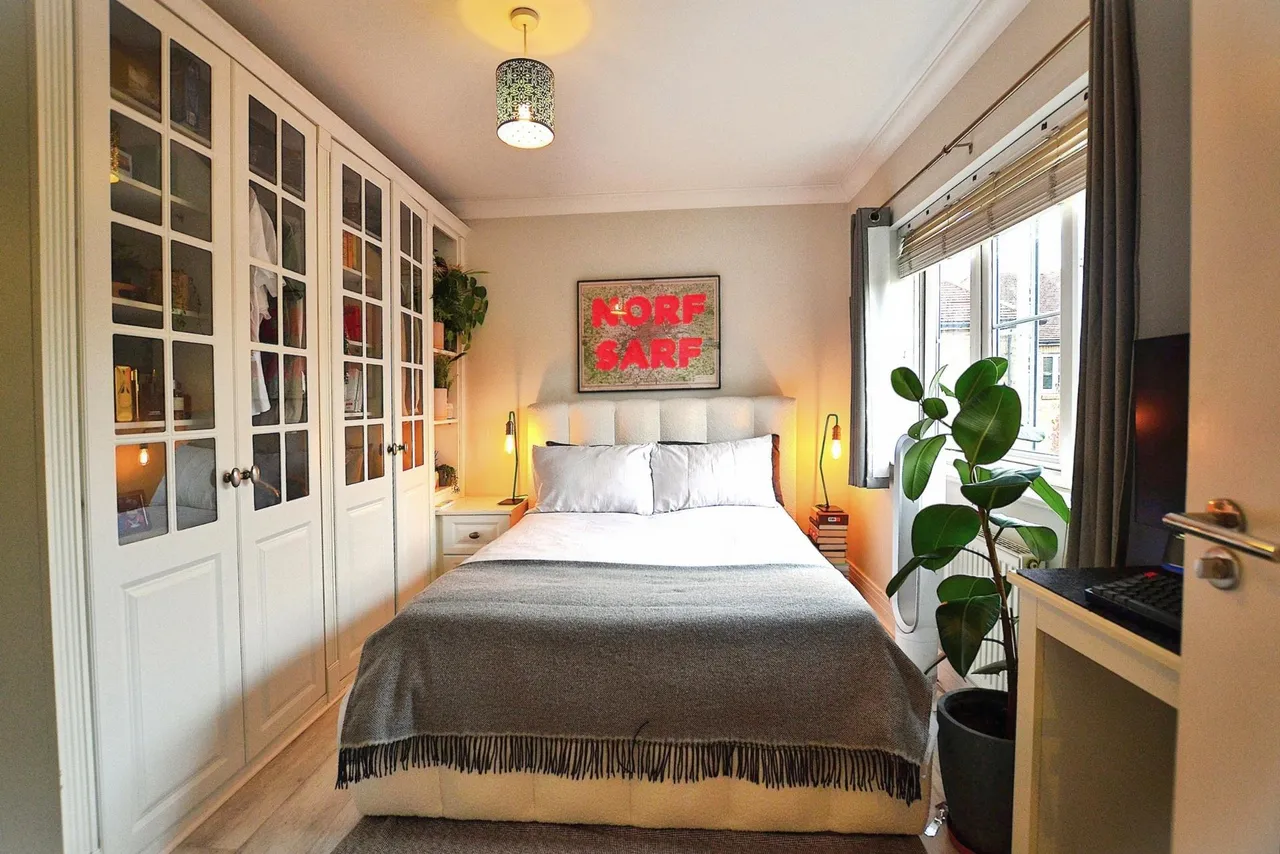 Cameron Close, Wood Green, London, N22, photo 12