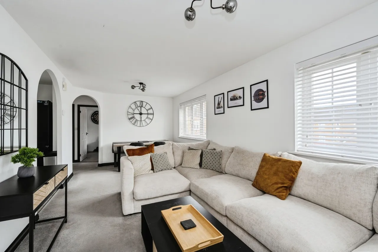 Glan Yr Afon, Gorseinon, SA4, photo 9