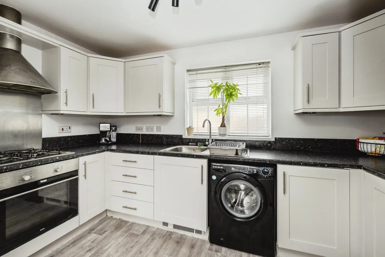 Glan Yr Afon, Gorseinon, SA4, photo 10