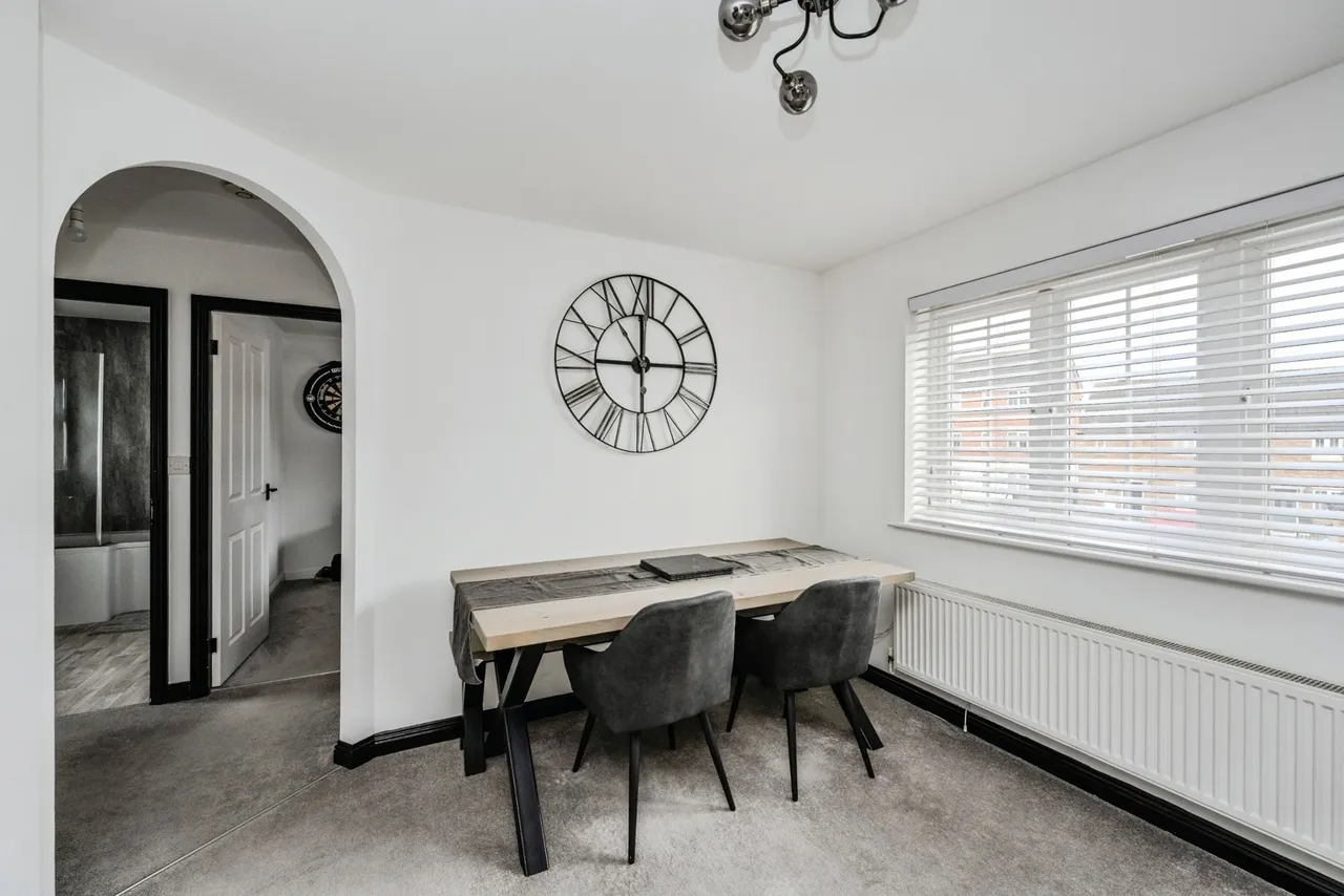 Glan Yr Afon, Gorseinon, SA4, photo 13