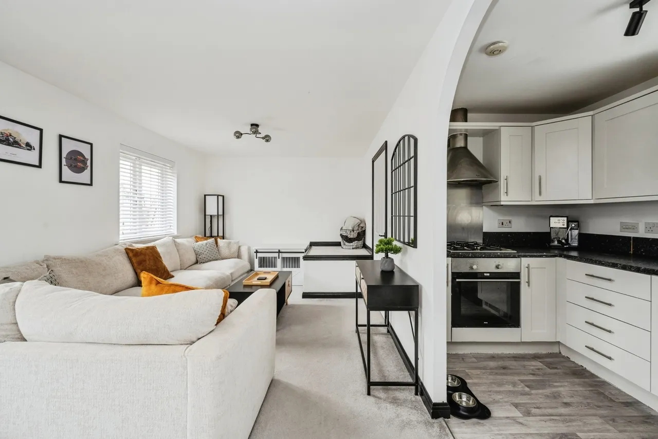 Glan Yr Afon, Gorseinon, SA4, photo 8