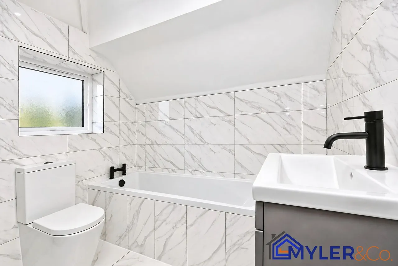 Lynton Crescent, Widnes, photo 15