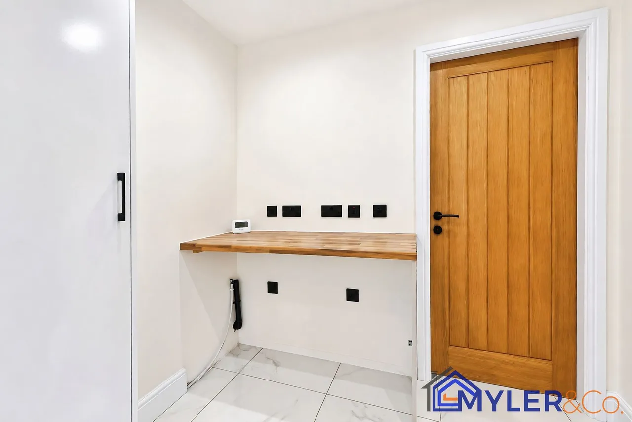 Lynton Crescent, Widnes, photo 9