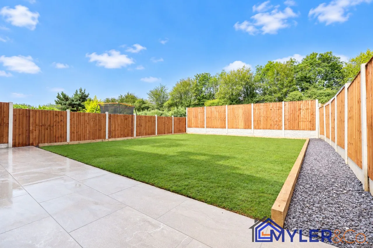 Lynton Crescent, Widnes, photo 18