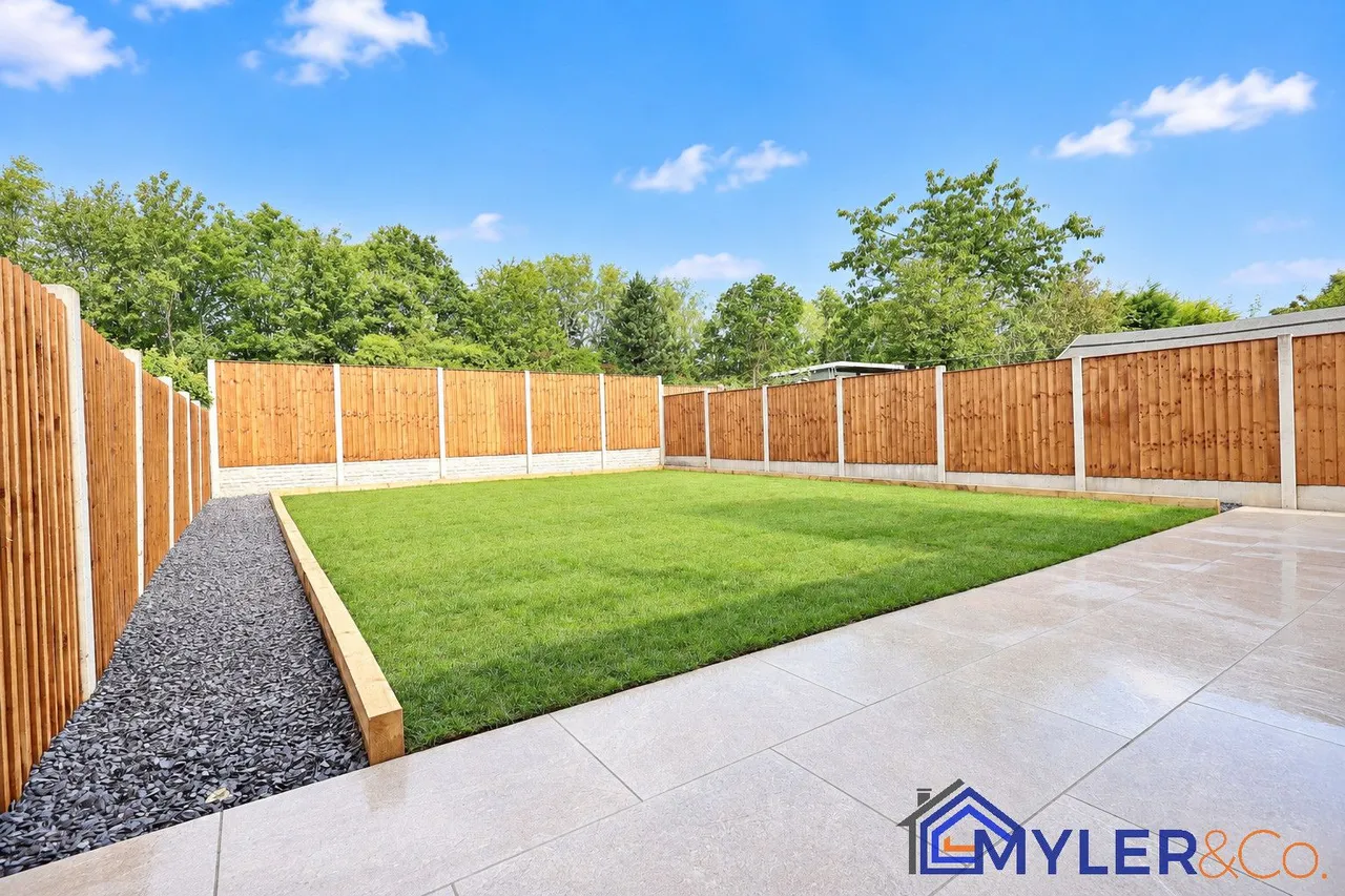 Lynton Crescent, Widnes, photo 17