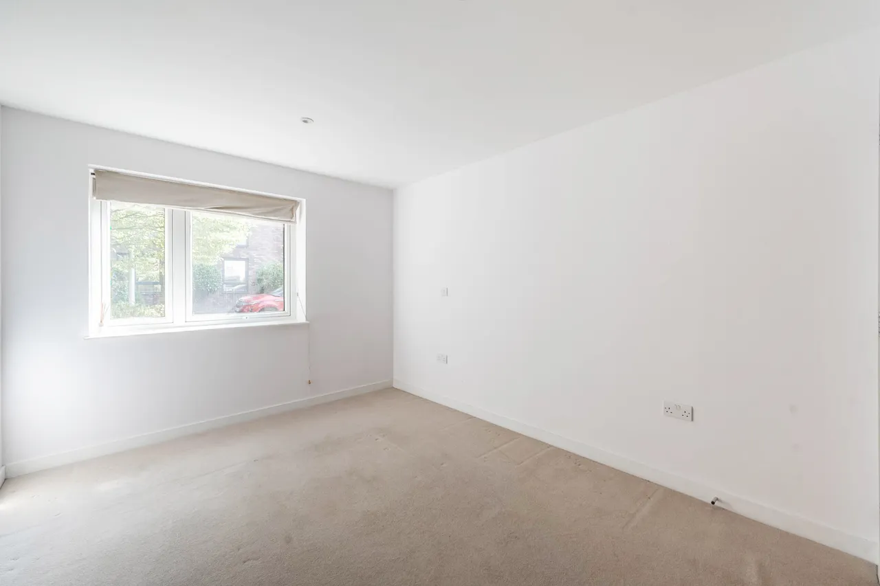 2 Victoria Court, Howard Road, Stanmore, photo 12
