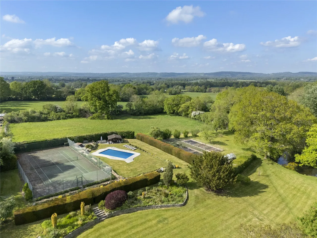 Hartfield Road, Edenbridge, Kent, TN8, photo 2
