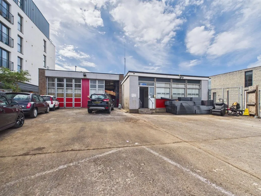 Former Keynsham Fire Station, Temple Street, Keynsham, BS31 1EL, photo 13