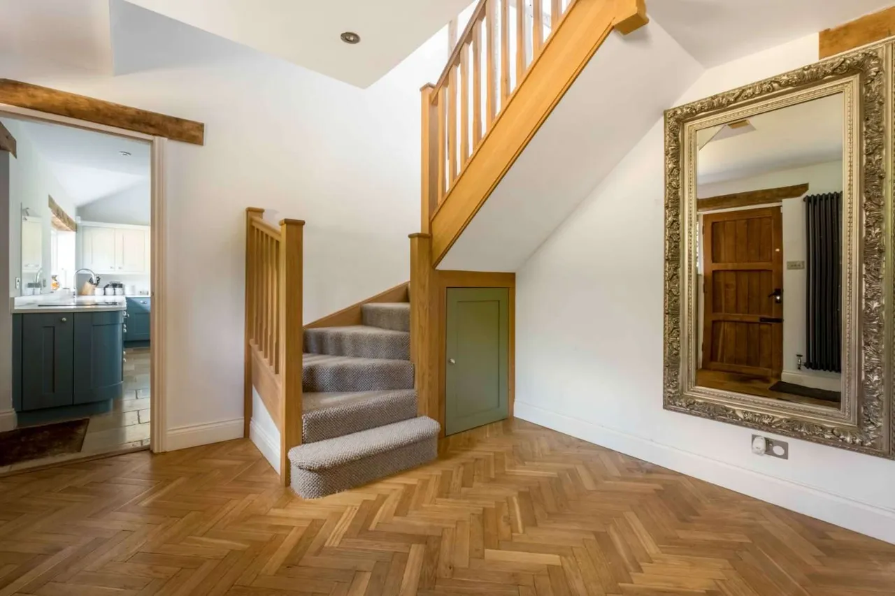 Ewhurst Green, Robertsbridge, East Sussex, TN32 5RJ, photo 9