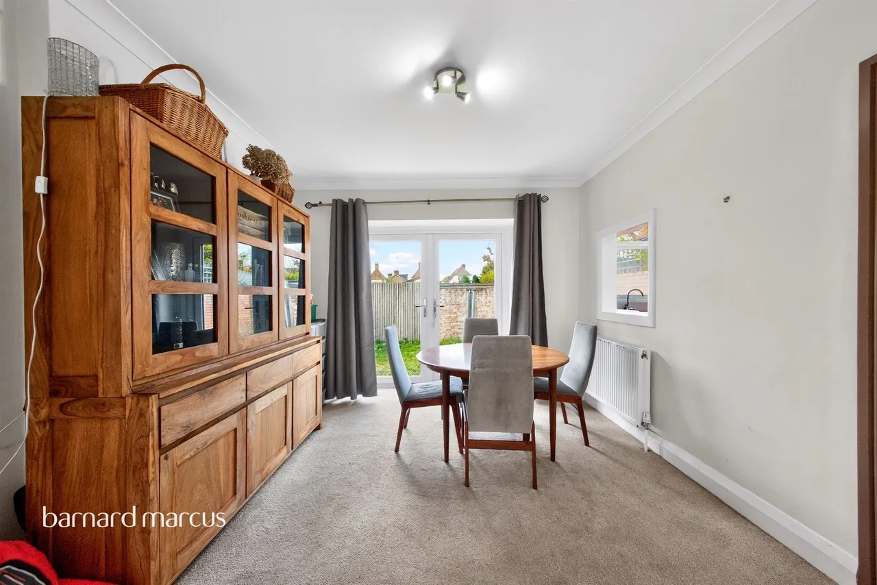Fitzjohn Avenue, Barnet, EN5, photo 11