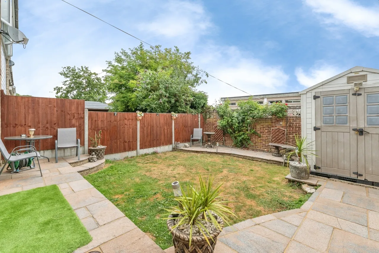 Alicia Avenue, Wickford, Essex, SS11, photo 15