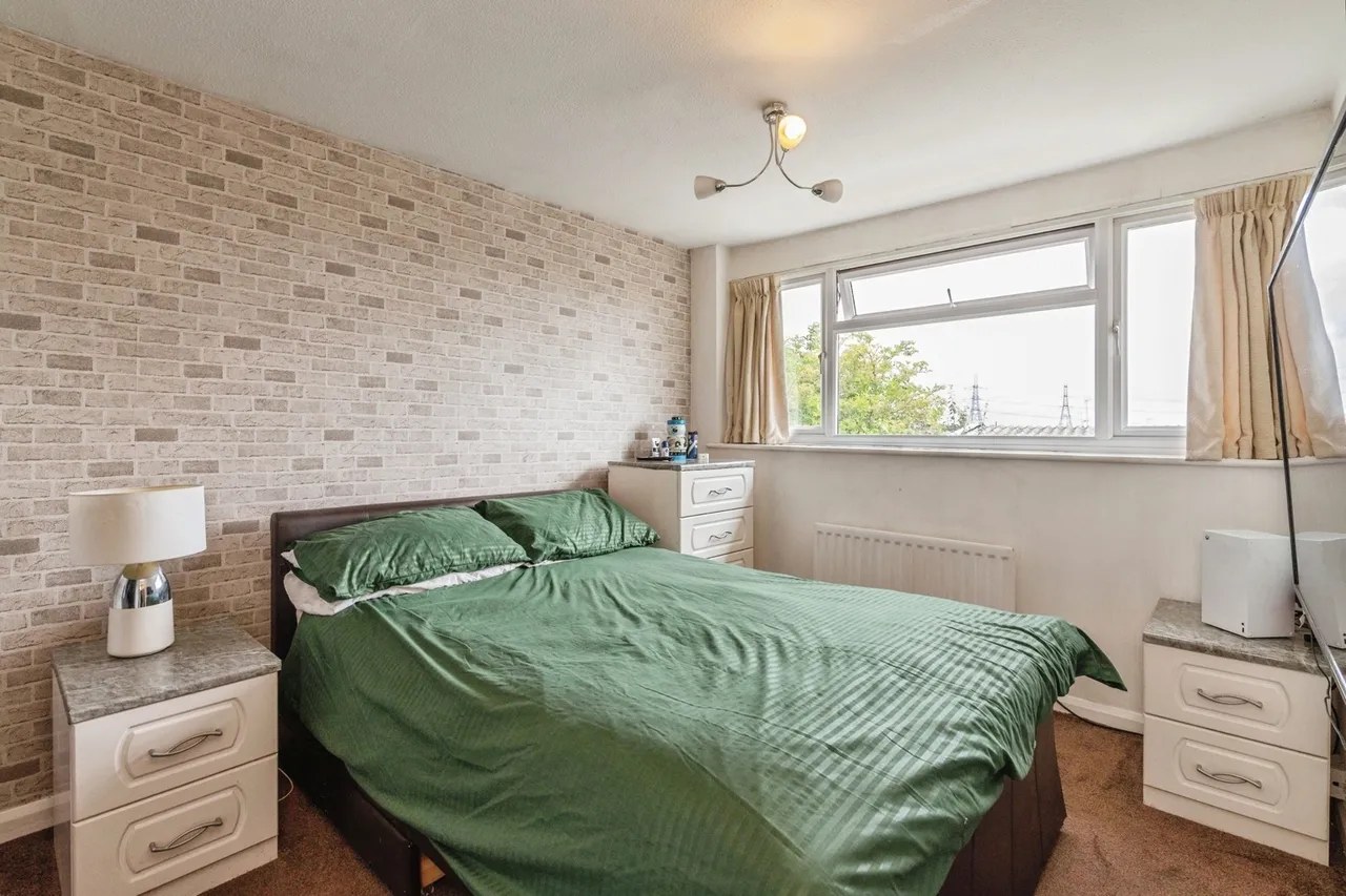 Alicia Avenue, Wickford, Essex, SS11, photo 10