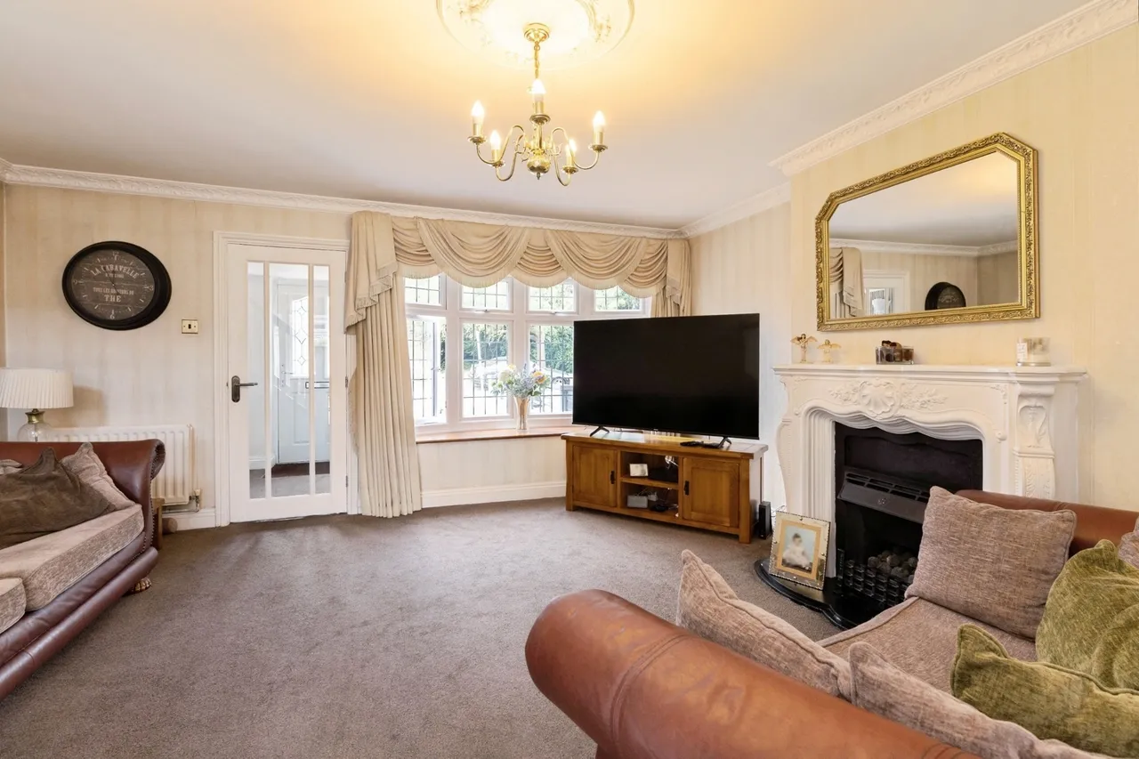 Alicia Avenue, Wickford, Essex, SS11, photo 4
