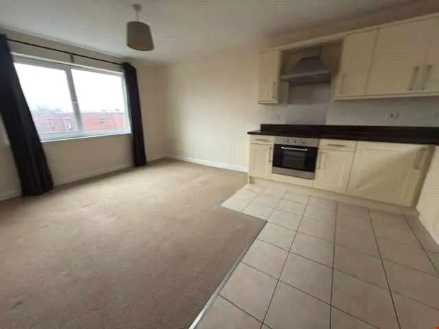 Vernon Road, Nottingham, Nottinghamshire, NG6, photo 2