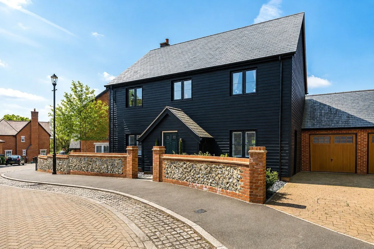 4 bed property for sale, Horse Leys, Rotherfield Greys, RG9