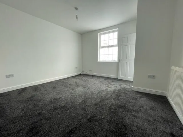 Alexandra Street, Kirkby-In-Ashfield, NG17, photo 5