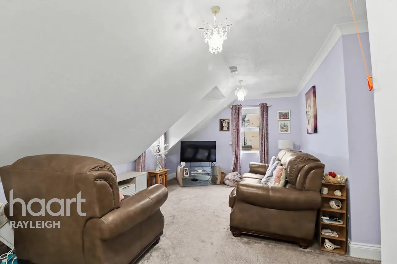 Hockley Road, Rayleigh, SS6, photo 4