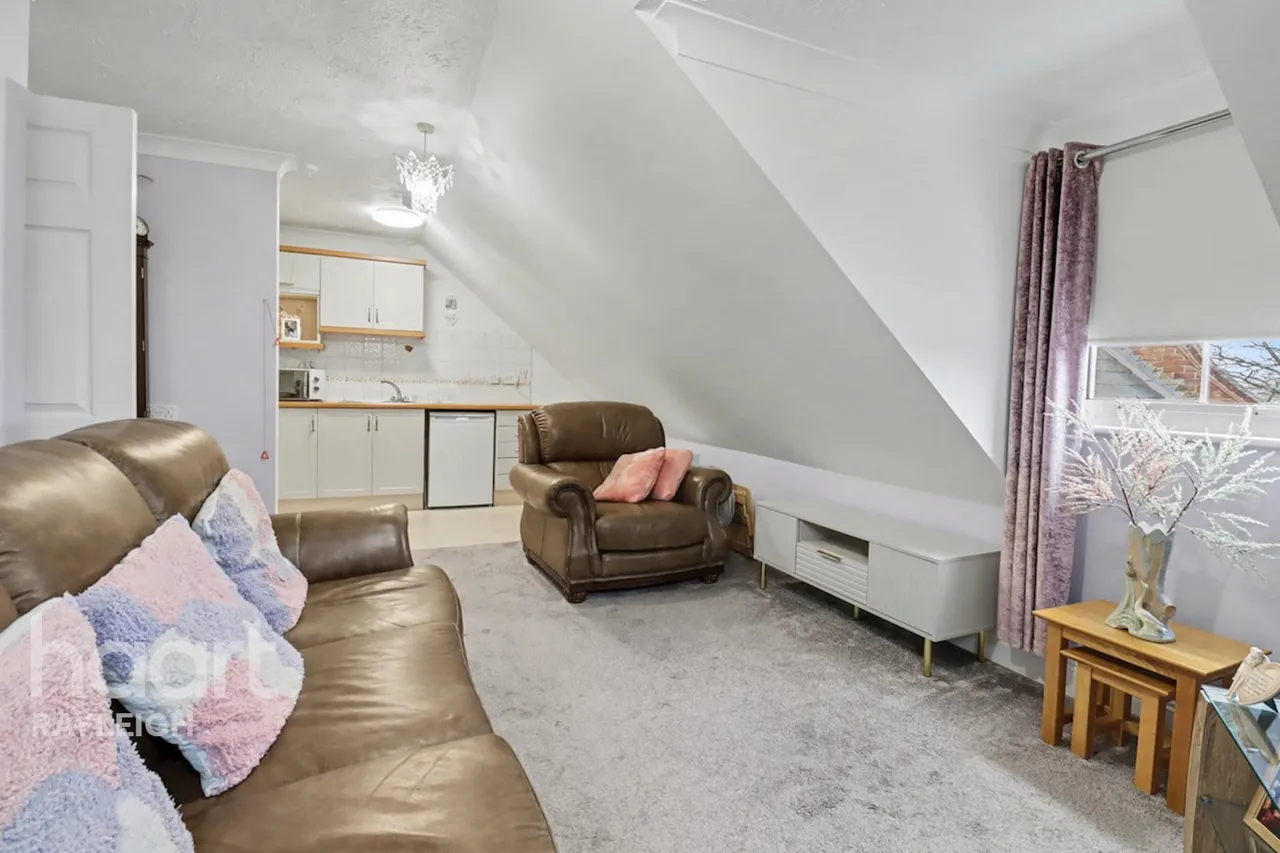 Hockley Road, Rayleigh, SS6, photo 6