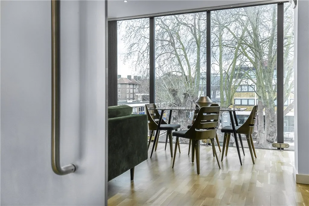Hoxton Square, London, N1, photo 11