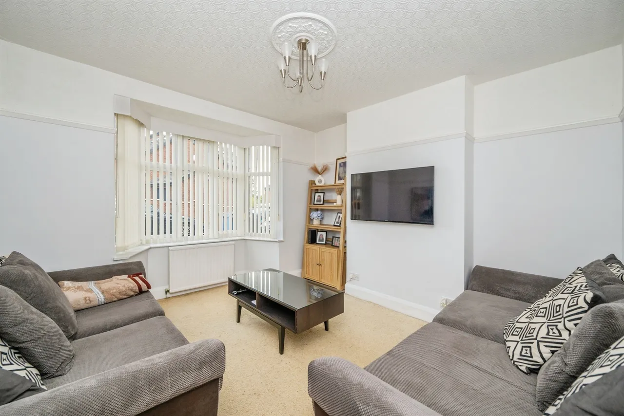 Mostyn Avenue, Littleover, DE23, photo 3