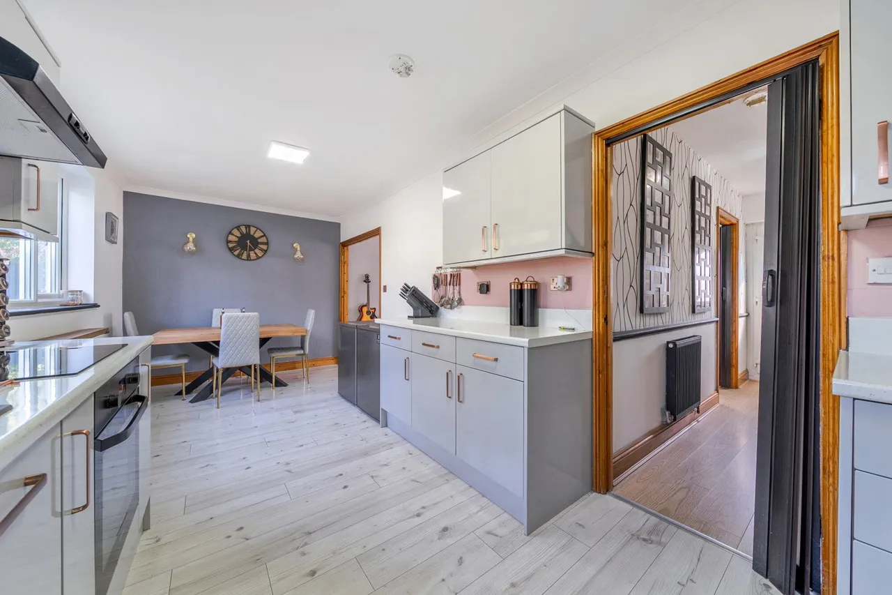 Halcot Avenue, DA6, photo 21