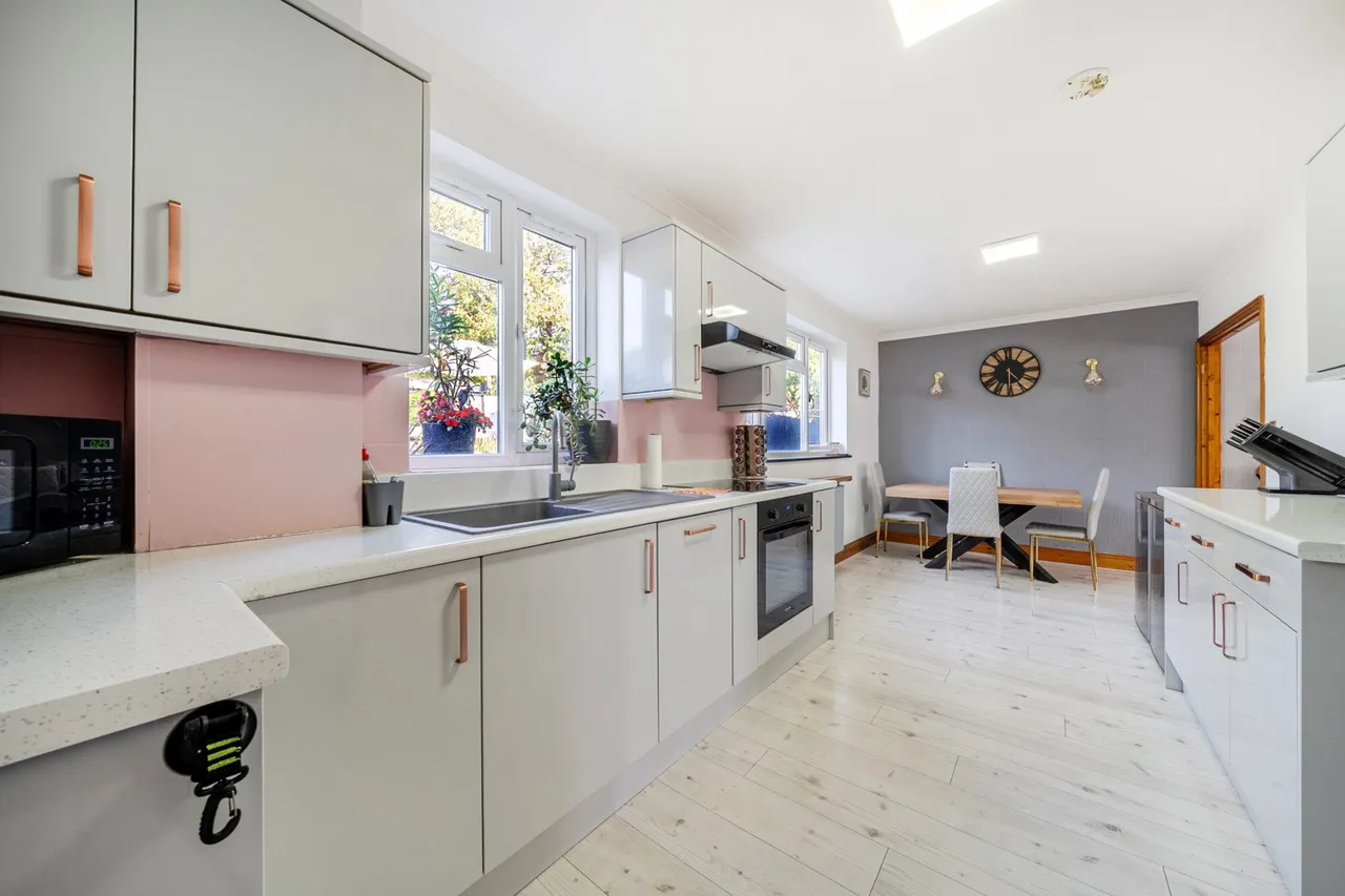 Halcot Avenue, DA6, photo 16
