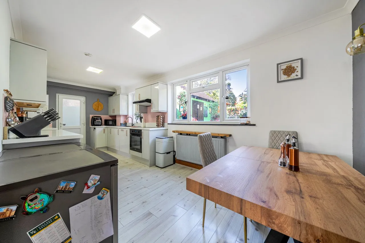Halcot Avenue, DA6, photo 2